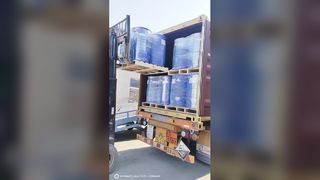 Moment de chargement pour la commande commerciale à l’étranger de thioglycolate de potassium